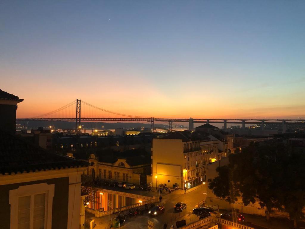 Magnificent Lisbon Apartment By Lovelystay Lisboa Exterior foto